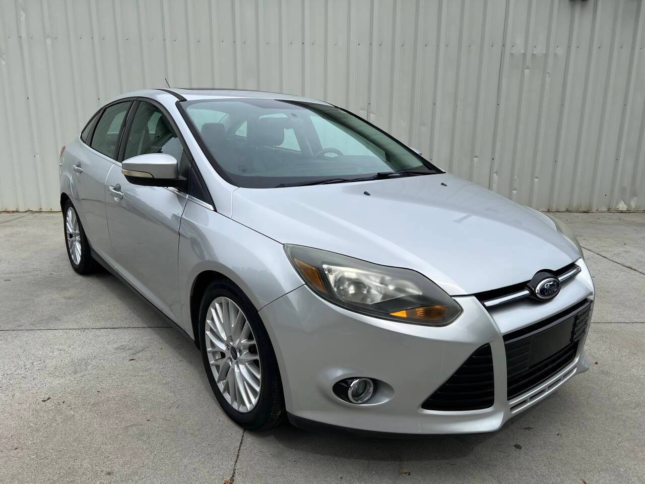 2014 Ford Focus Titanium — Sedan — 106,138 mi — Burlington, NC