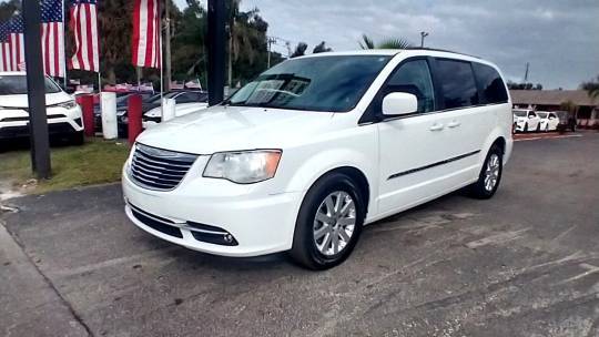 Chrysler town and country minivan best sale for sale