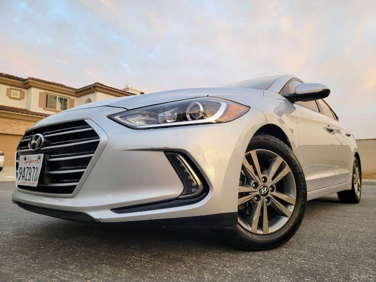 2017 Hyundai Elantra SE — Sedan — 100,500 mi — Costa Mesa, CA