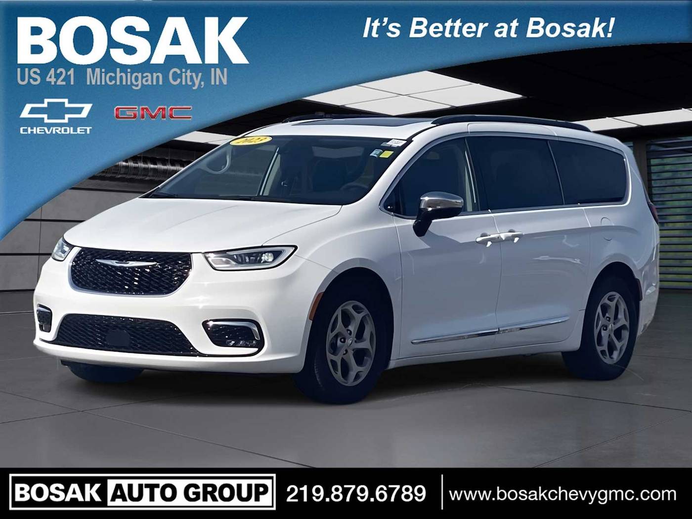 2023 Chrysler Pacifica Limited — Minivan — 20,816 mi — Michigan City, IN