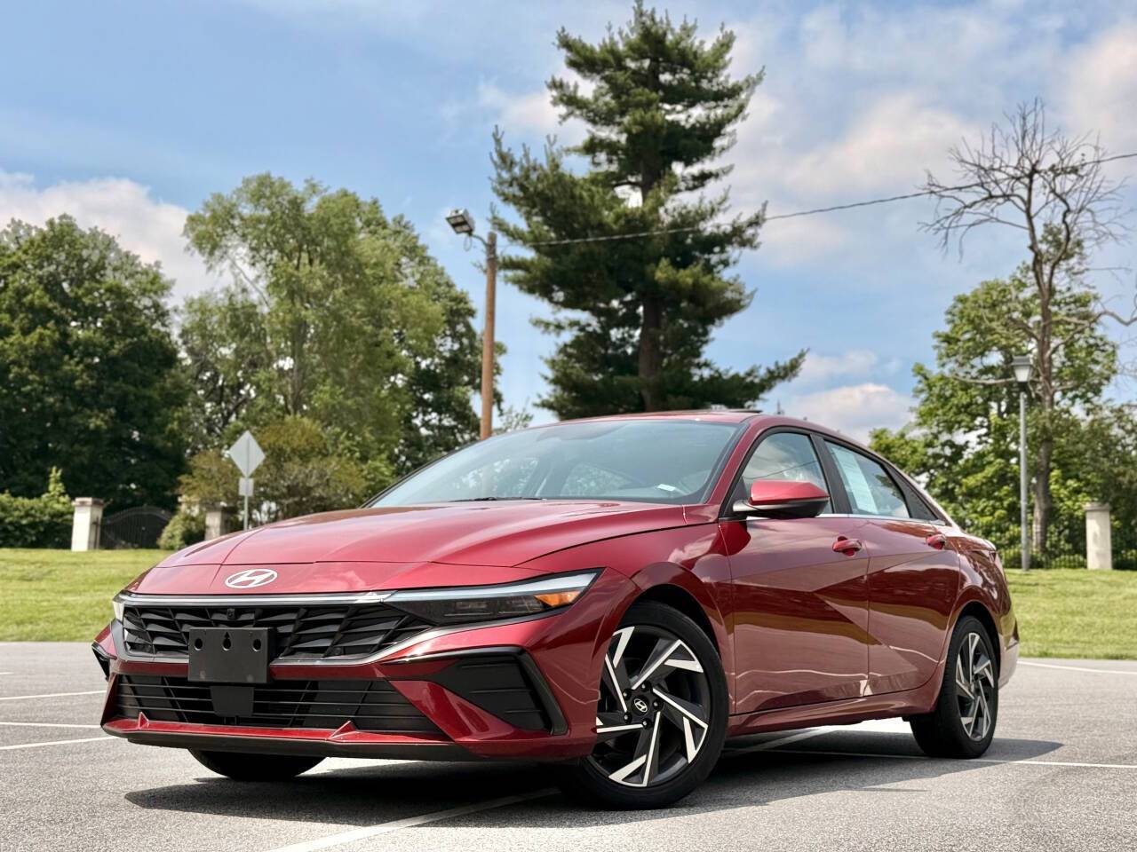 2024 Hyundai Elantra Limited — Sedan — 20,602 mi — Greensboro, NC