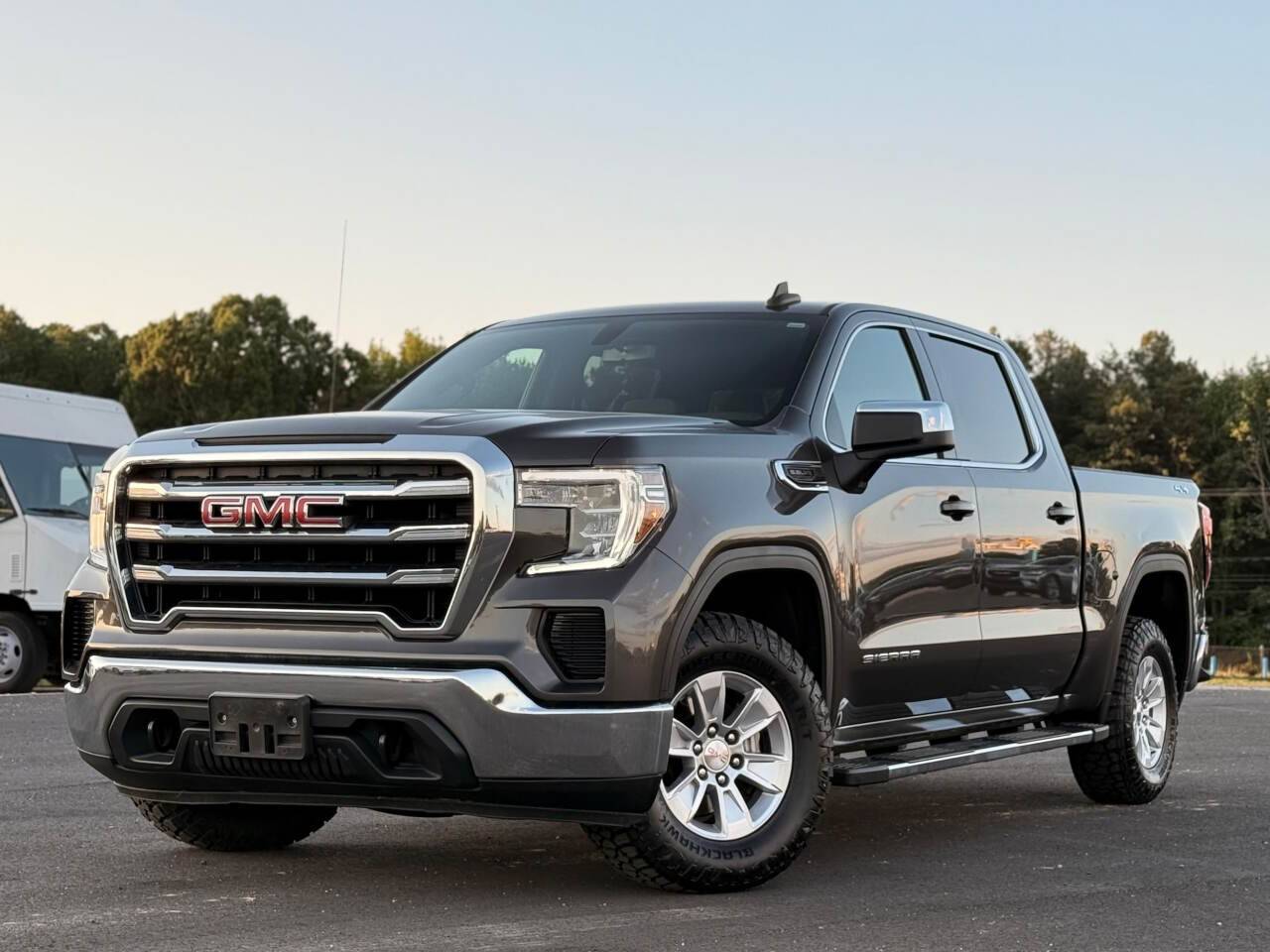2019 GMC Sierra 1500 SLE — Pickup Truck — 122,414 mi — Greensboro, NC