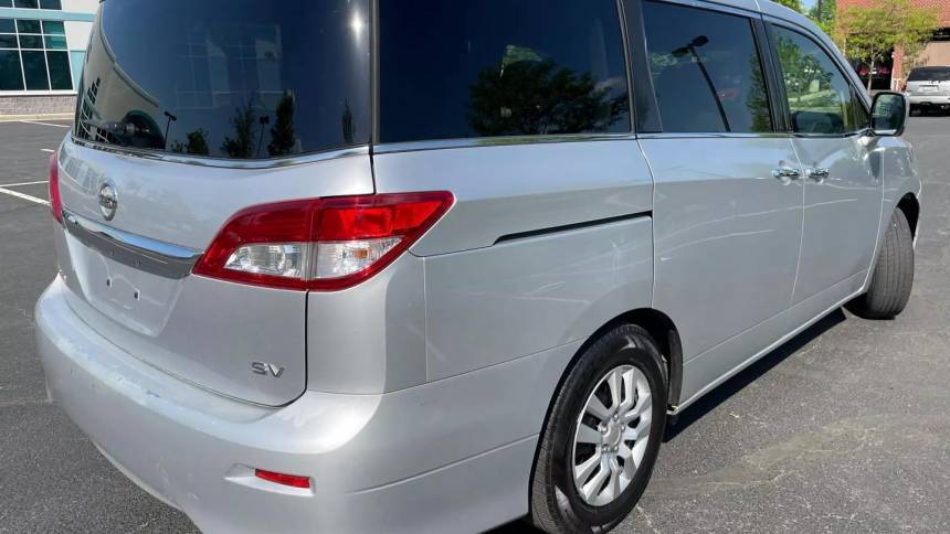 2013 Nissan Quest Pictures