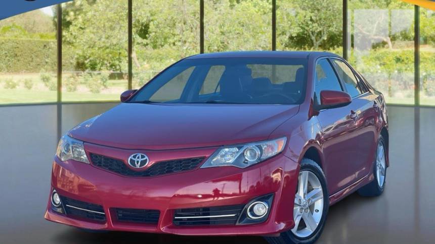 2014 Toyota Camry SE — Sedan — 69,987 mi — Greer, SC