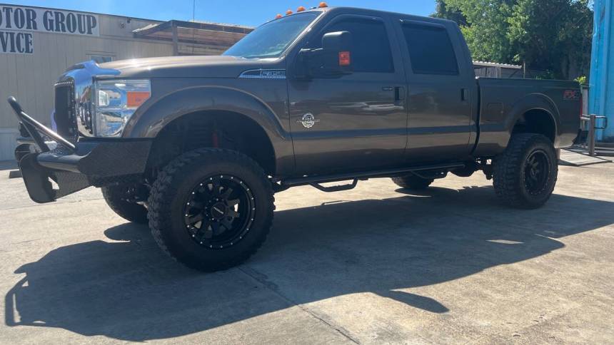 2015 Ford Super Duty F-350 Lariat — Pickup Truck — 141,971 mi — Humble, TX