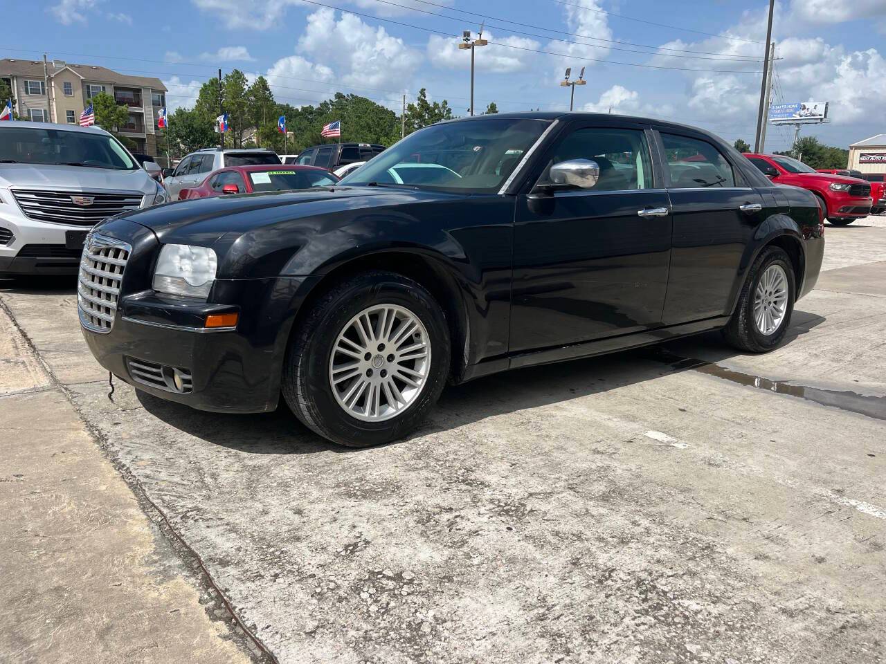2010 Chrysler 300 Touring — Sedan — 147,770 mi — Humble, TX