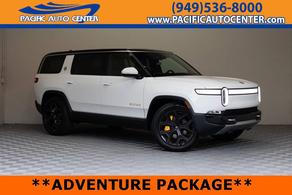 2023 Rivian R1S