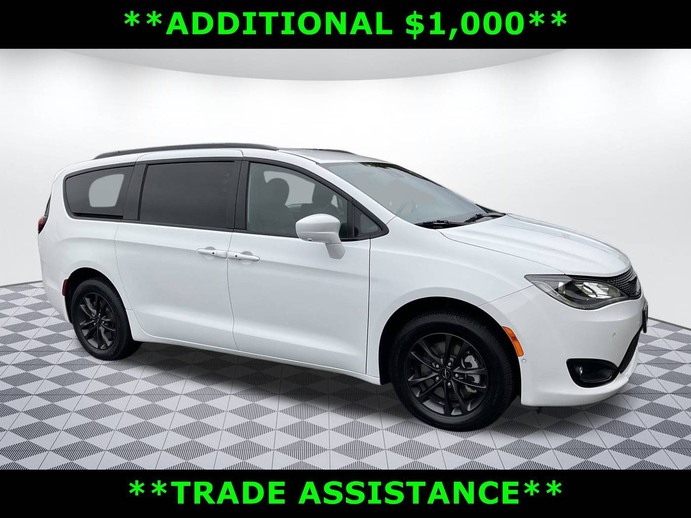 2020 Chrysler Pacifica Launch Edition — Minivan — 49,629 mi — Mount Vernon, WA