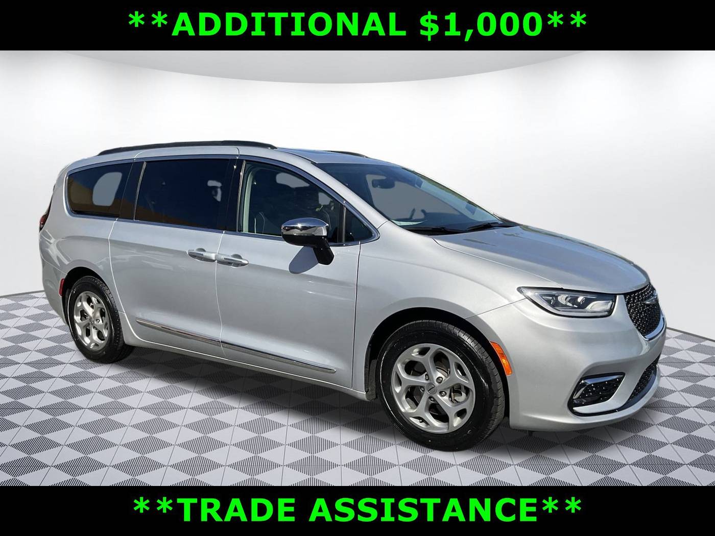 2023 Chrysler Pacifica Limited — Minivan — 64,699 mi — Mount Vernon, WA