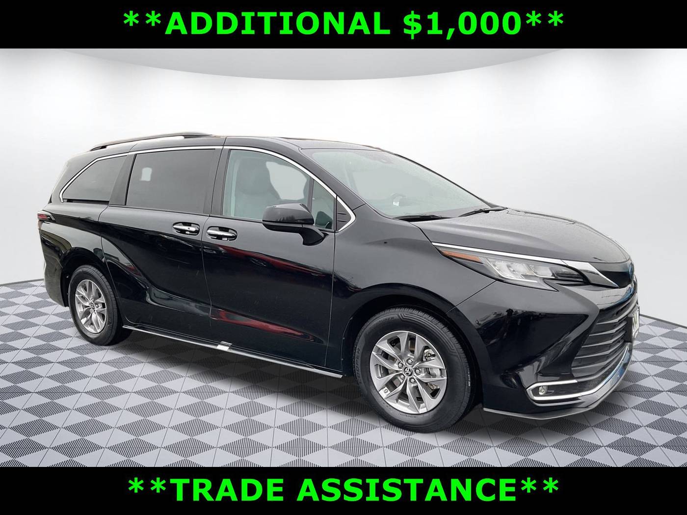 2023 Toyota Sienna XLE — Minivan — 49,235 mi — Mount Vernon, WA