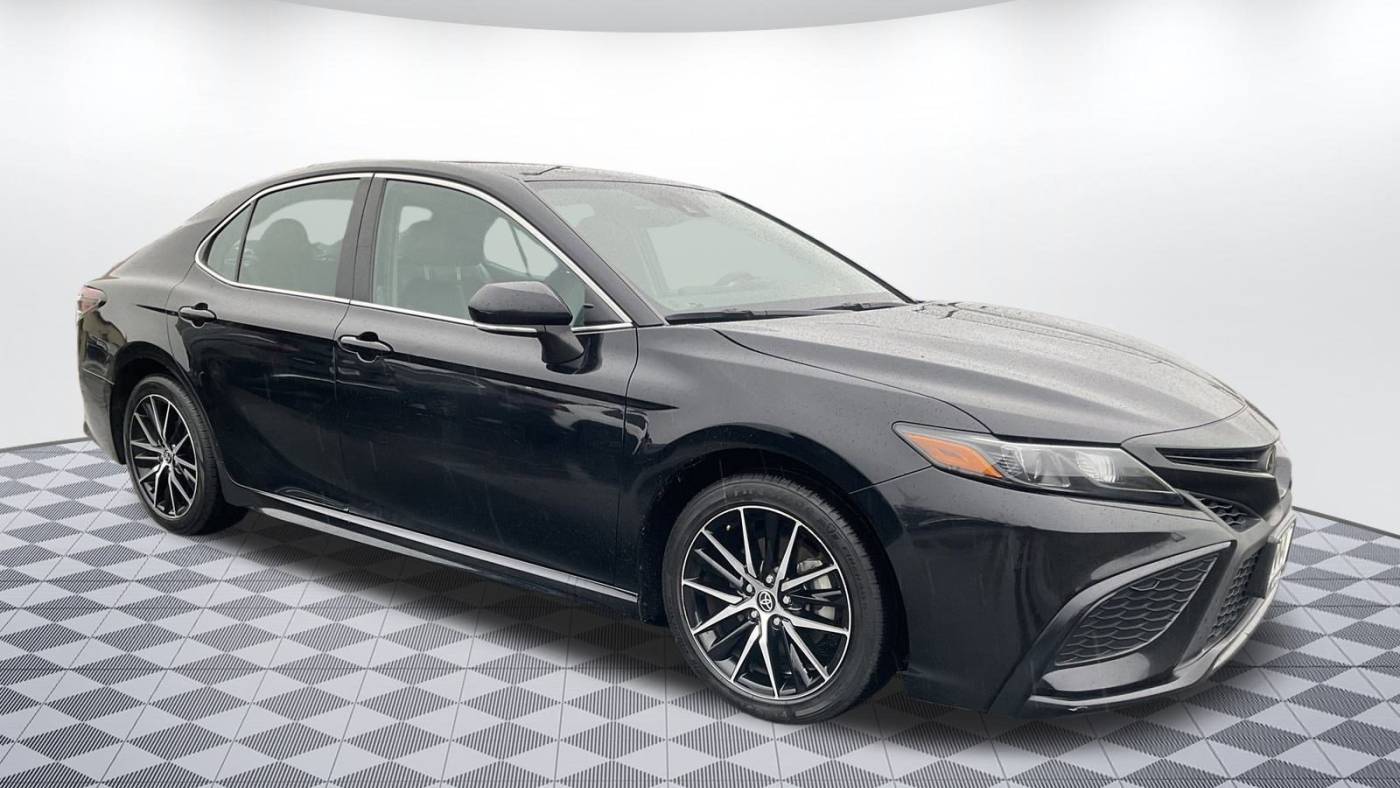 2022 Toyota Camry SE — Sedan — 59,895 mi — Mount Vernon, WA