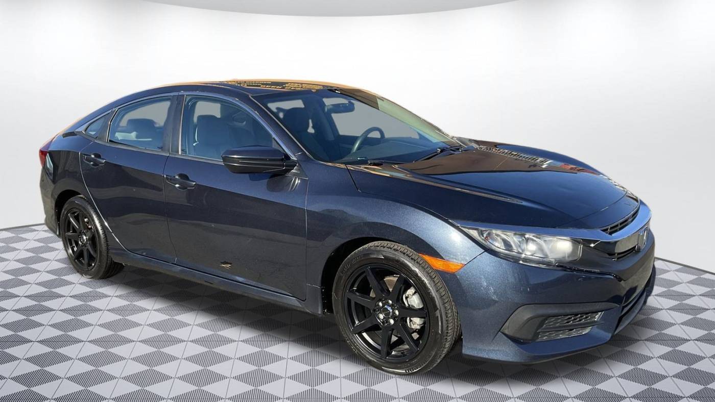 2016 Honda Civic LX — Sedan — 111,317 mi — Mount Vernon, WA