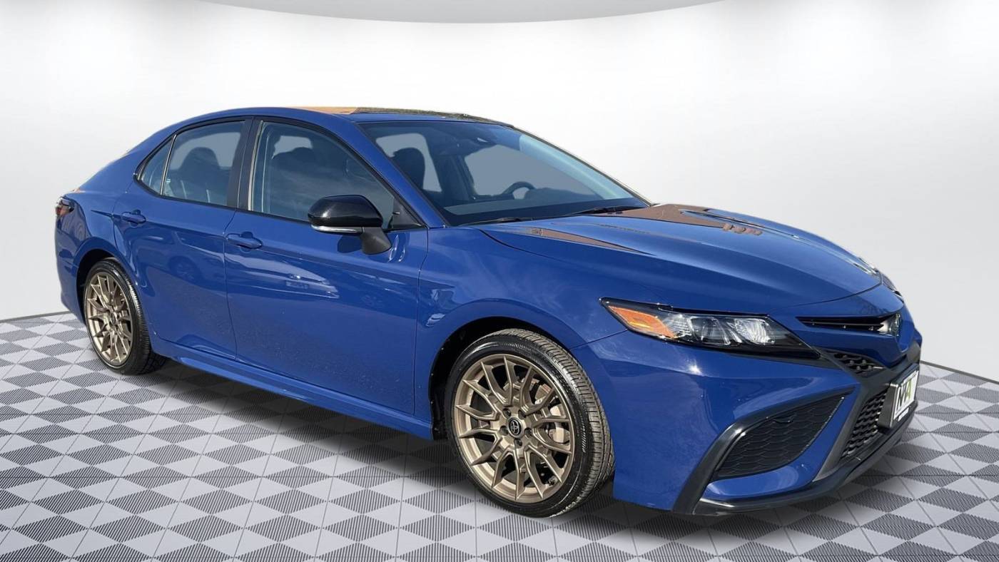 2023 Toyota Camry Hybrid SE Nightshade — Sedan — 20,723 mi — Mount Vernon, WA