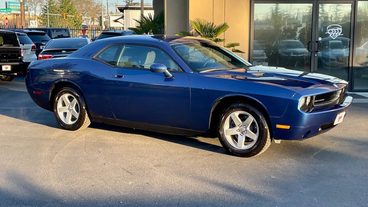 2010 Dodge Challenger SE — Coupe — 143,130 mi — Lakewood, WA