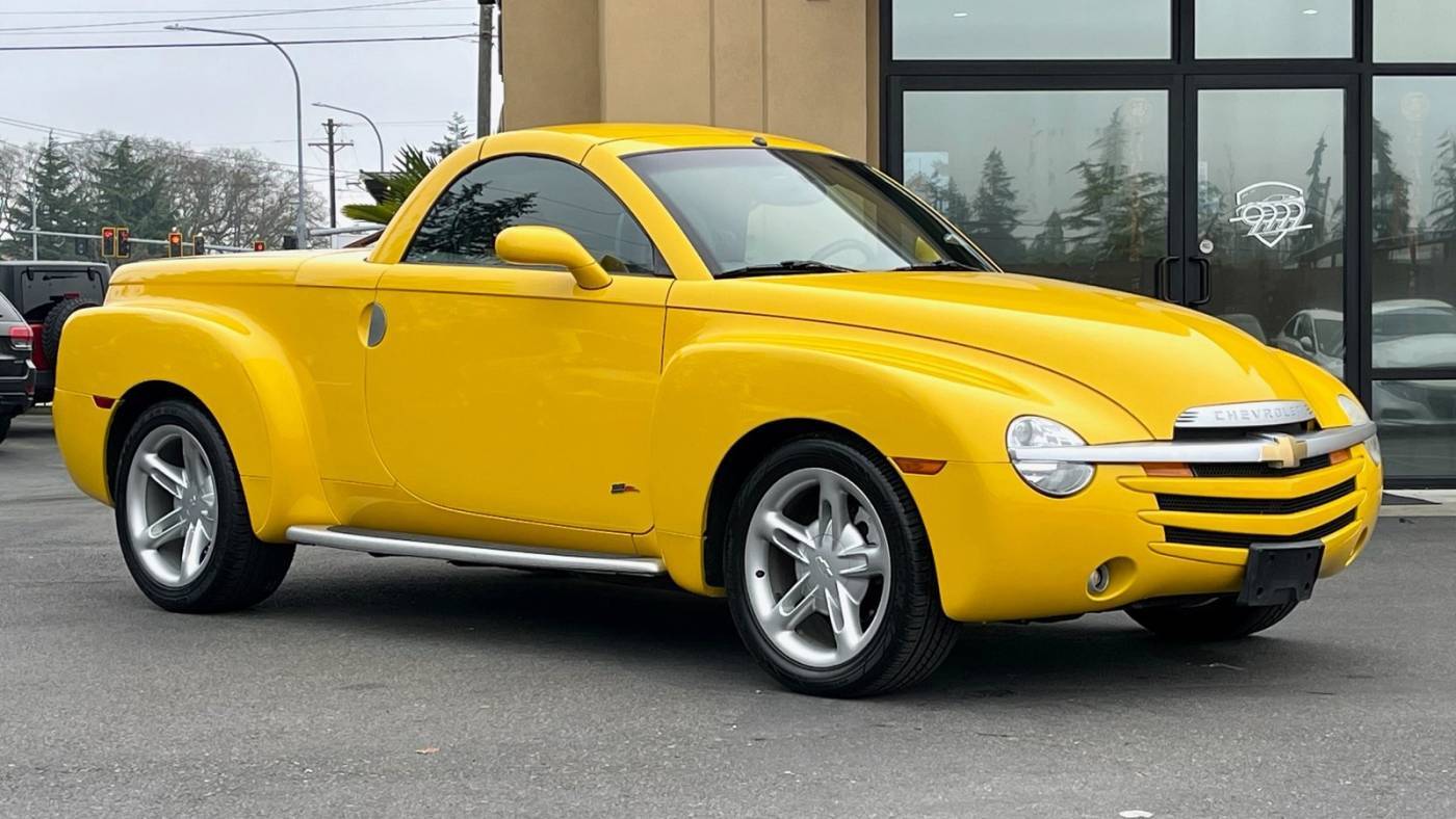 2004 Chevrolet SSR LS