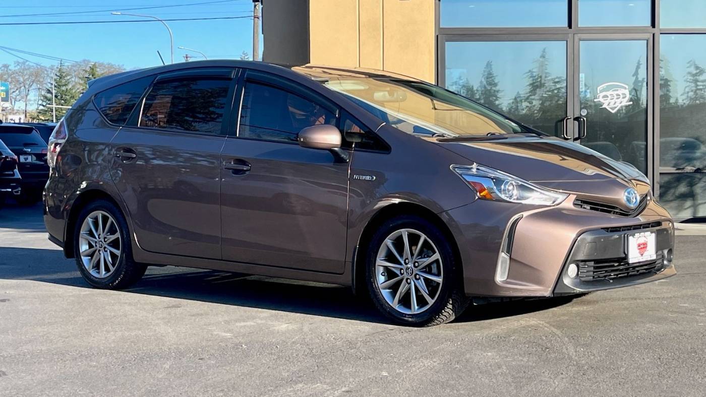 2015 Toyota Prius v Five — Wagon — 133,924 mi — Lakewood, WA
