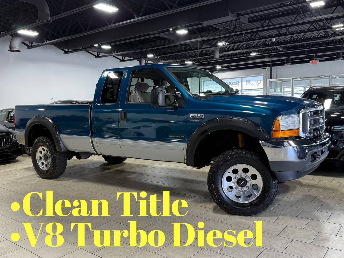 2001 Ford Super Duty F-350 XL — Pickup Truck — 214,421 mi — Downers Grove, IL