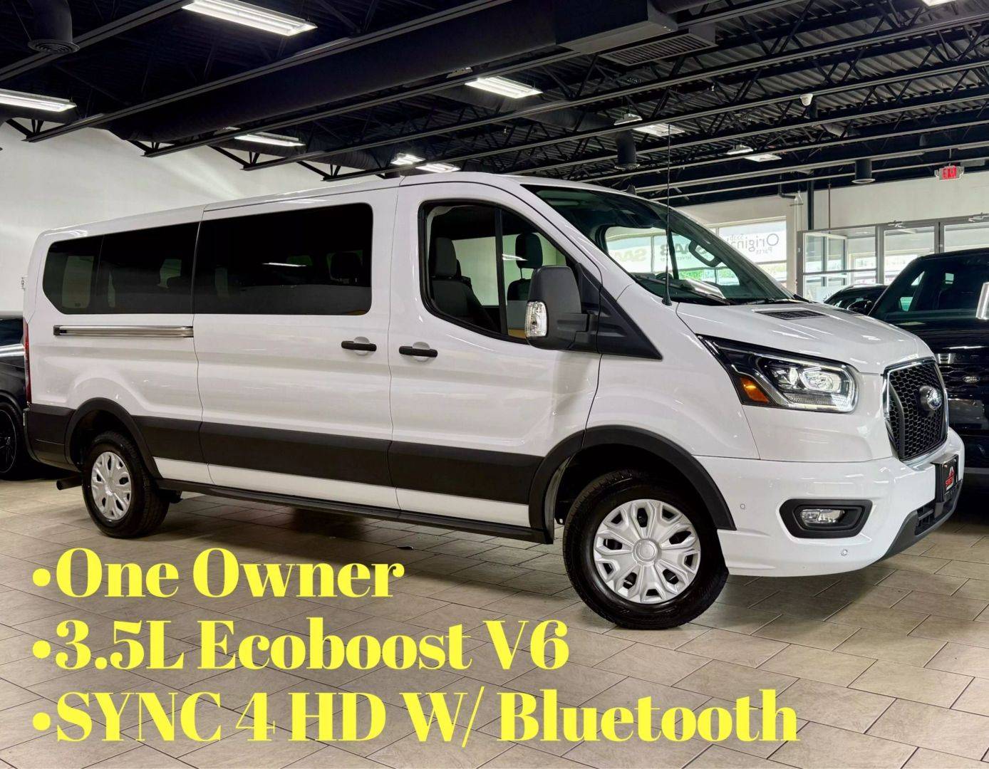 2023 Ford Transit Passenger Wagon T-350 XLT — Passenger Van — 38,157 mi — Downers Grove, IL