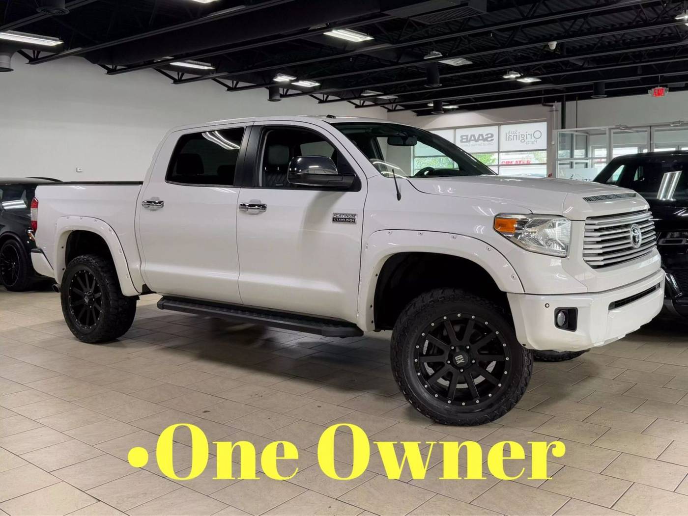 2017 Toyota Tundra Platinum — Pickup Truck — 60,517 mi — Downers Grove, IL
