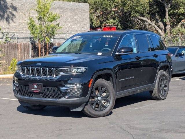 2023 Jeep Grand Cherokee Limited — SUV — 17,417 mi — Mountain View, CA