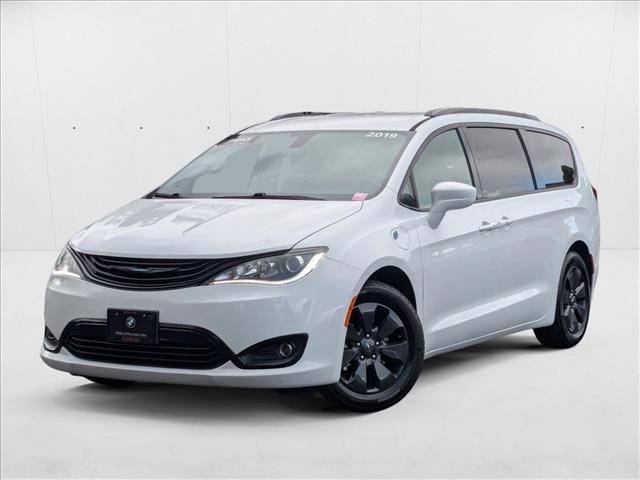 2019 Chrysler Pacifica Hybrid Touring L — Minivan — 91,783 mi — Mountain View, CA