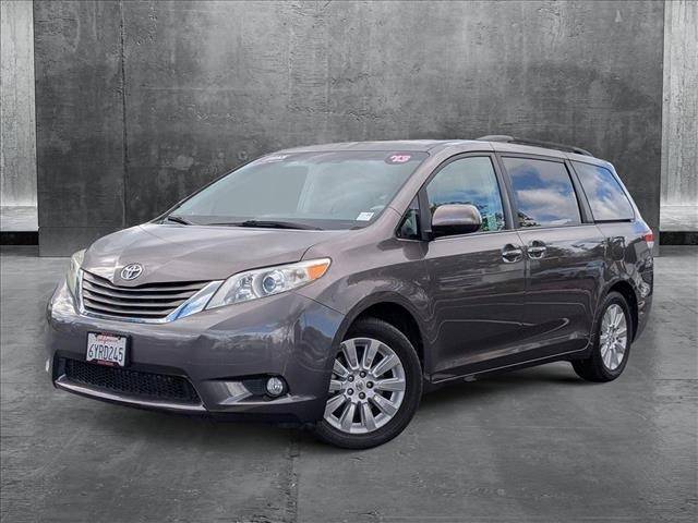 2013 Toyota Sienna XLE — Minivan — 67,142 mi — Mountain View, CA