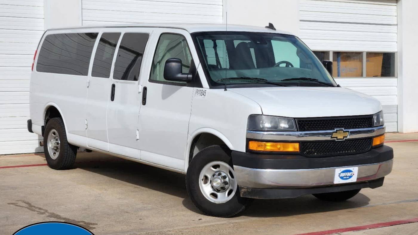 2021 Chevrolet Express Passenger LT — Passenger Van — 39,902 mi — Lewisville, TX