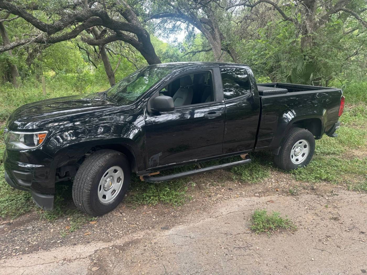 2016 Chevrolet Colorado WT — Pickup Truck — 120,674 mi — San Antonio, TX