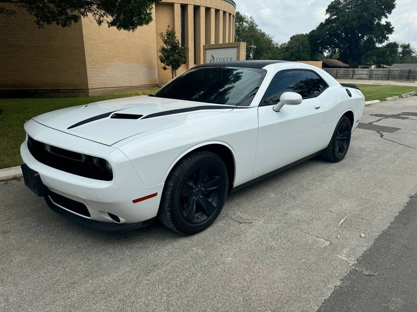 2019 Dodge Challenger SXT — Coupe — 133,993 mi — San Antonio, TX
