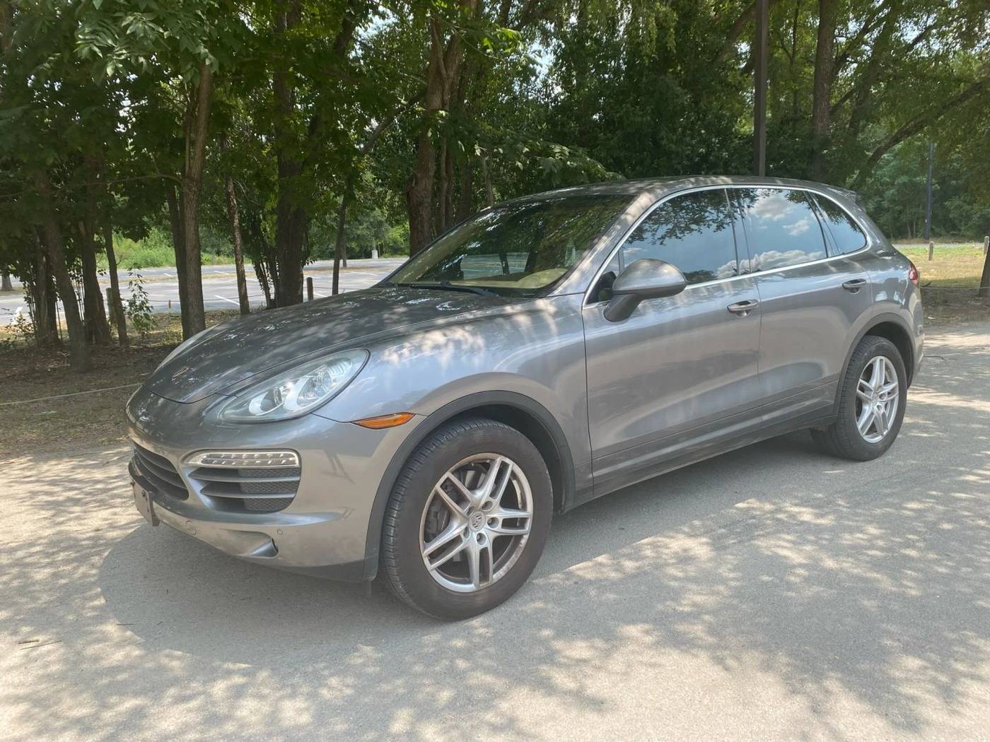 2011 Porsche Cayenne Standard — SUV — 177,243 mi — San Antonio, TX