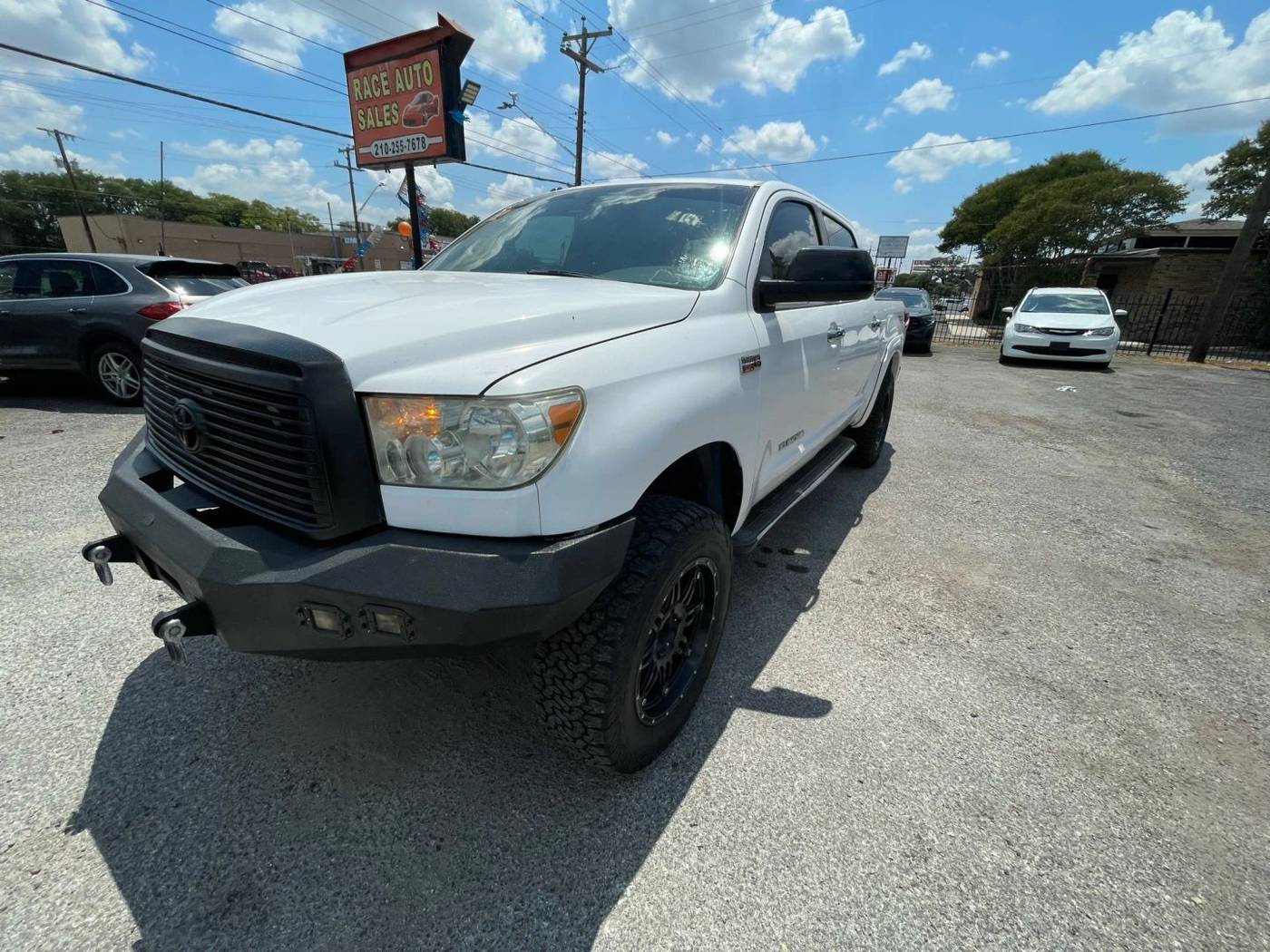 2011 Toyota Tundra Limited — Pickup Truck — 179,645 mi — San Antonio, TX