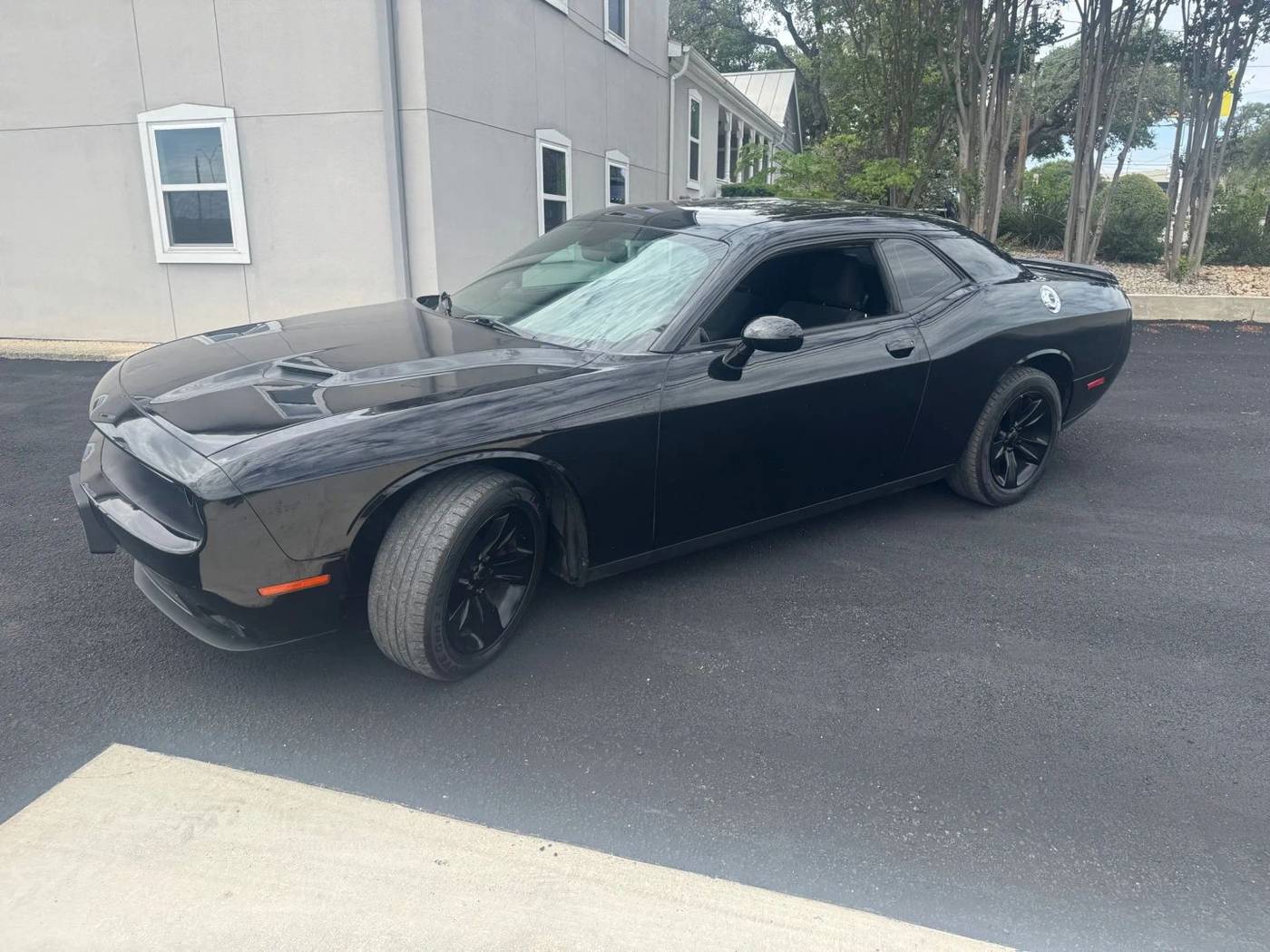 2019 Dodge Challenger SXT — Coupe — 102,672 mi — San Antonio, TX