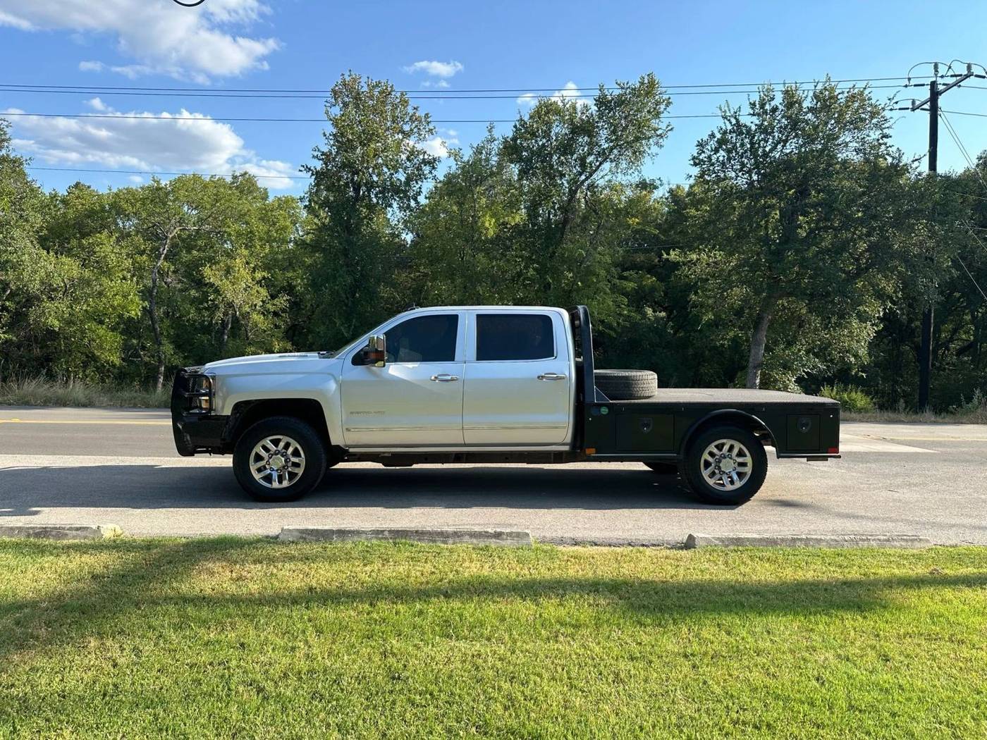 2016 Chevrolet Silverado 3500HD LTZ — Pickup Truck — 144,115 mi — San Antonio, TX