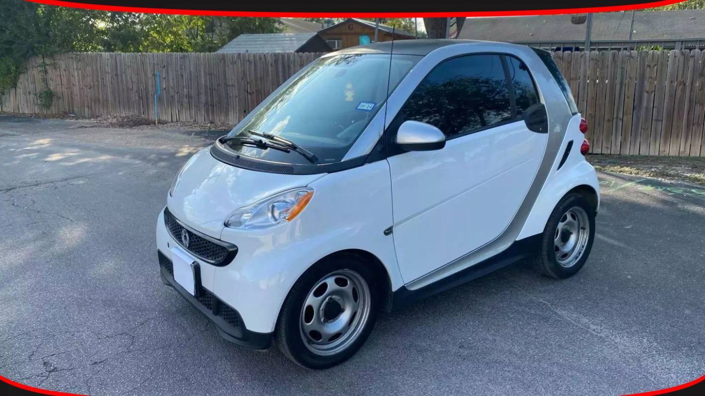 2015 smart fortwo Pure — Coupe — 64,134 mi — San Antonio, TX