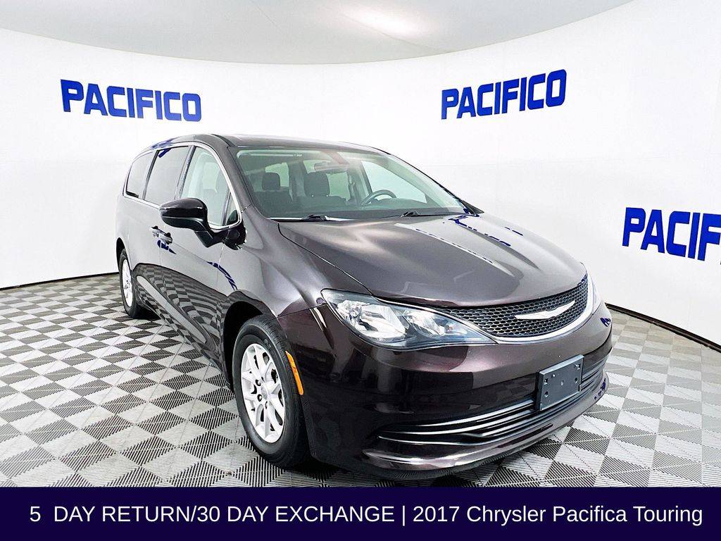2017 Chrysler Pacifica Touring — Minivan — 104,937 mi — Philadelphia, PA