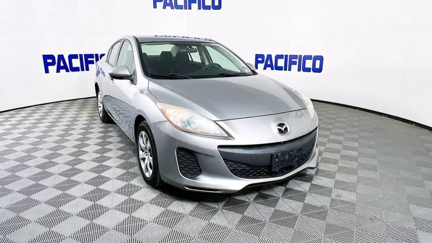 2013 Mazda Mazda3 i Sport — Sedan — 160,217 mi — Philadelphia, PA