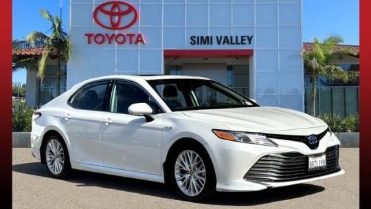 2020 Toyota Camry Hybrid XLE — Sedan — 25,297 mi — Simi Valley, CA