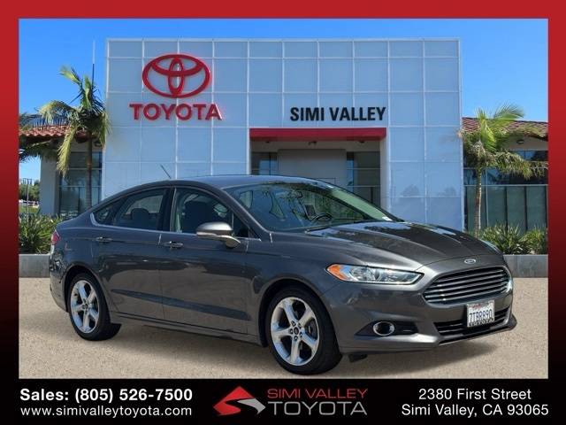 2016 Ford Fusion SE — Sedan — 102,311 mi — Simi Valley, CA