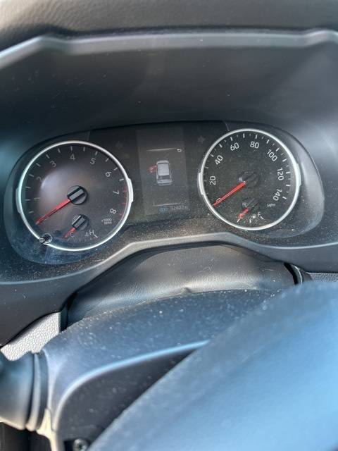 2022 Toyota RAV4 XLE — SUV — 32,402 mi — Simi Valley, CA