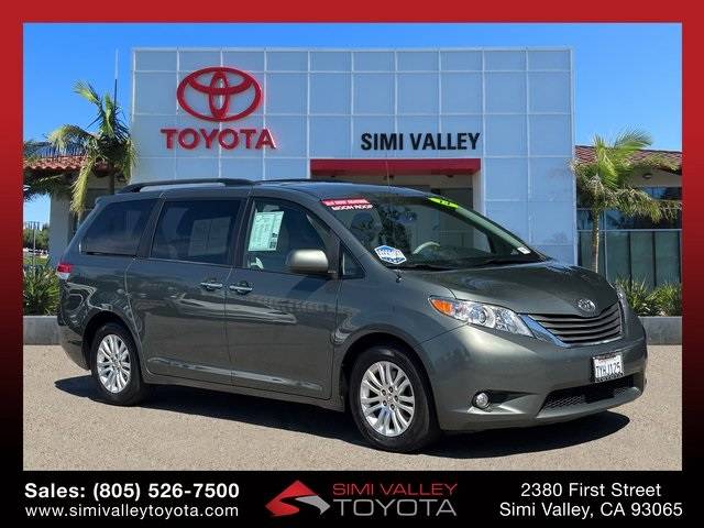 2014 Toyota Sienna XLE — Minivan — 140,039 mi — Simi Valley, CA