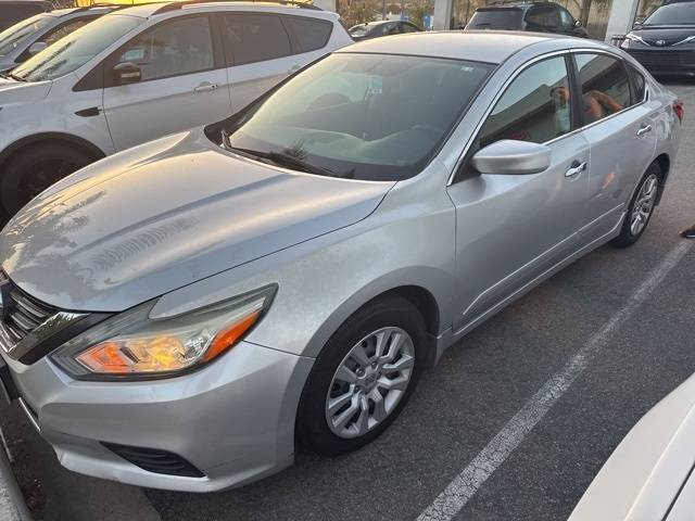 2016 Nissan Altima 2.5 S — Sedan — 116,125 mi — Simi Valley, CA