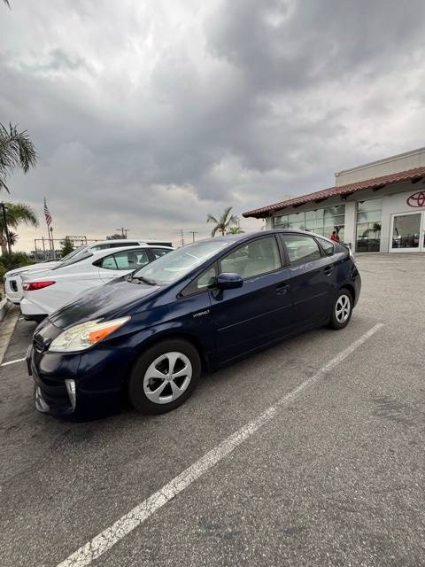 2013 Toyota Prius Four — Sedan — 116,728 mi — Simi Valley, CA