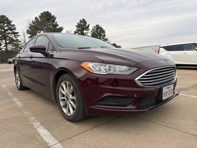 2017 Ford Fusion SE — Sedan — 121,812 mi — Longview, TX