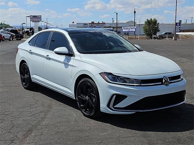 2025 Volkswagen Jetta SE — Sedan — 8,739 mi — Las Cruces, NM