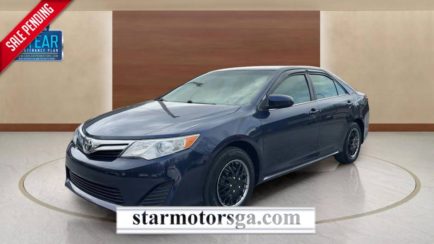 2014 Toyota Camry LE — Sedan — 52,873 mi — Alpharetta, GA