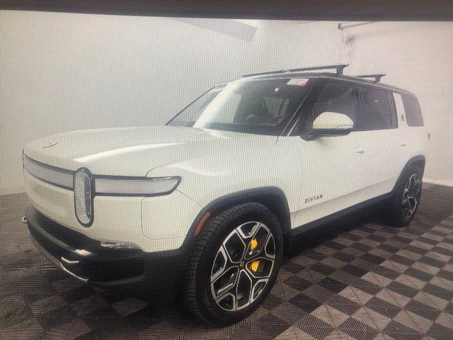 2023 Rivian R1S