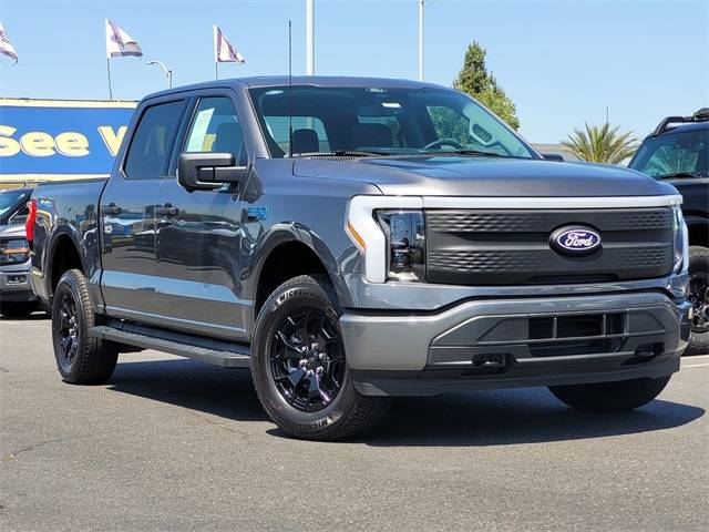 2025 Ford F-150 Lightning XLT — Pickup Truck — 393 mi — Roseville, CA