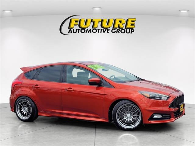 2018 Ford Focus ST — Hatchback — 60,203 mi — Roseville, CA