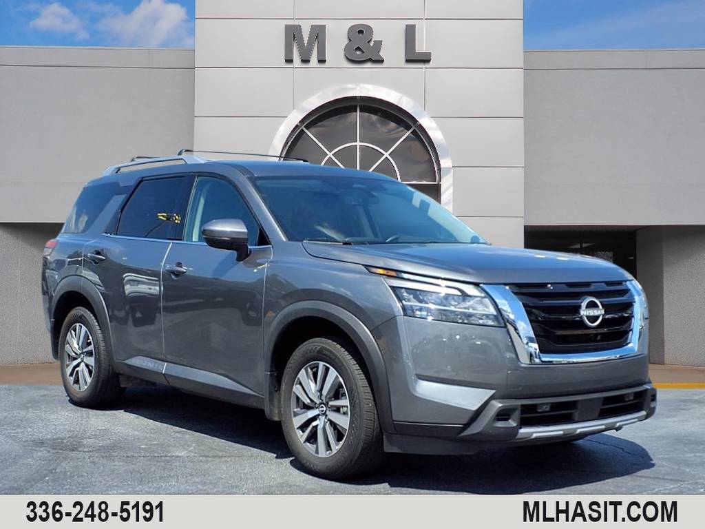 2024 Nissan Pathfinder SL — SUV — 21,569 mi — Lexington, NC