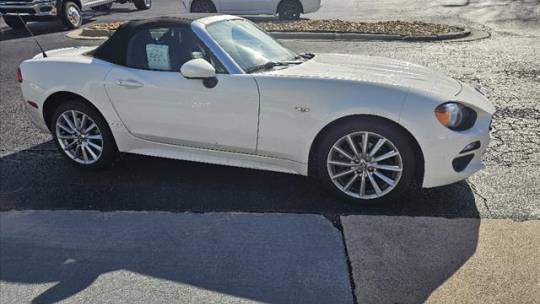 2017 FIAT 124 Spider Lusso — Convertible — 29,231 mi — Lexington, NC
